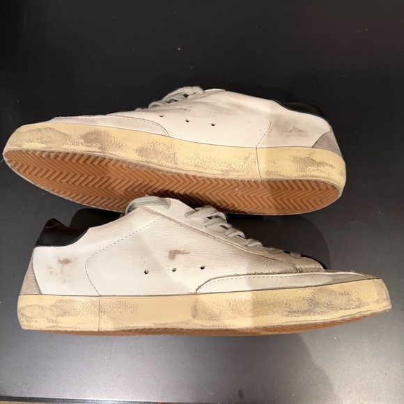 GOLDEN GOOSE Men's Super Star Low Top Sneakers - Picture 9 of 10